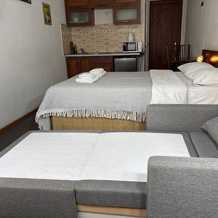 Apartamento Авіа Úzhgorod Exterior foto