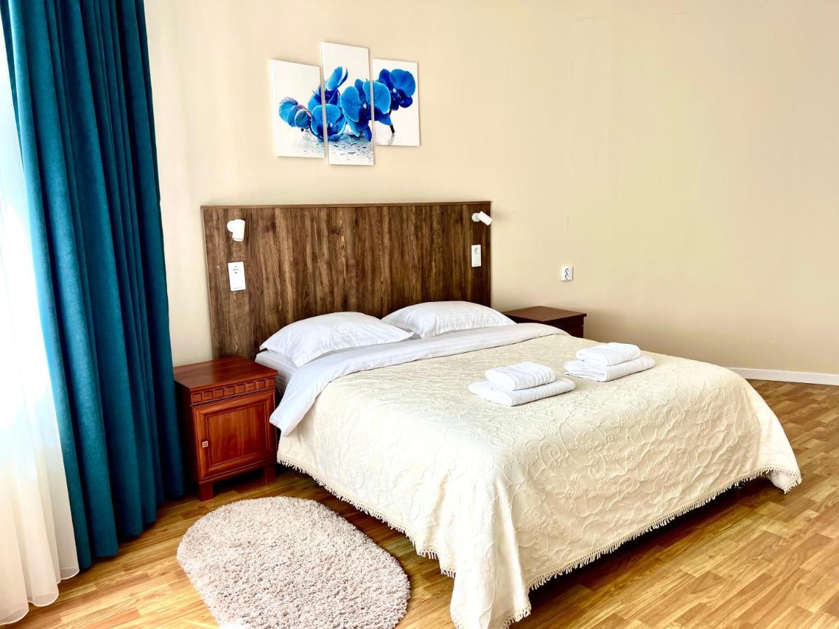 Apartamento Авіа Úzhgorod Exterior foto