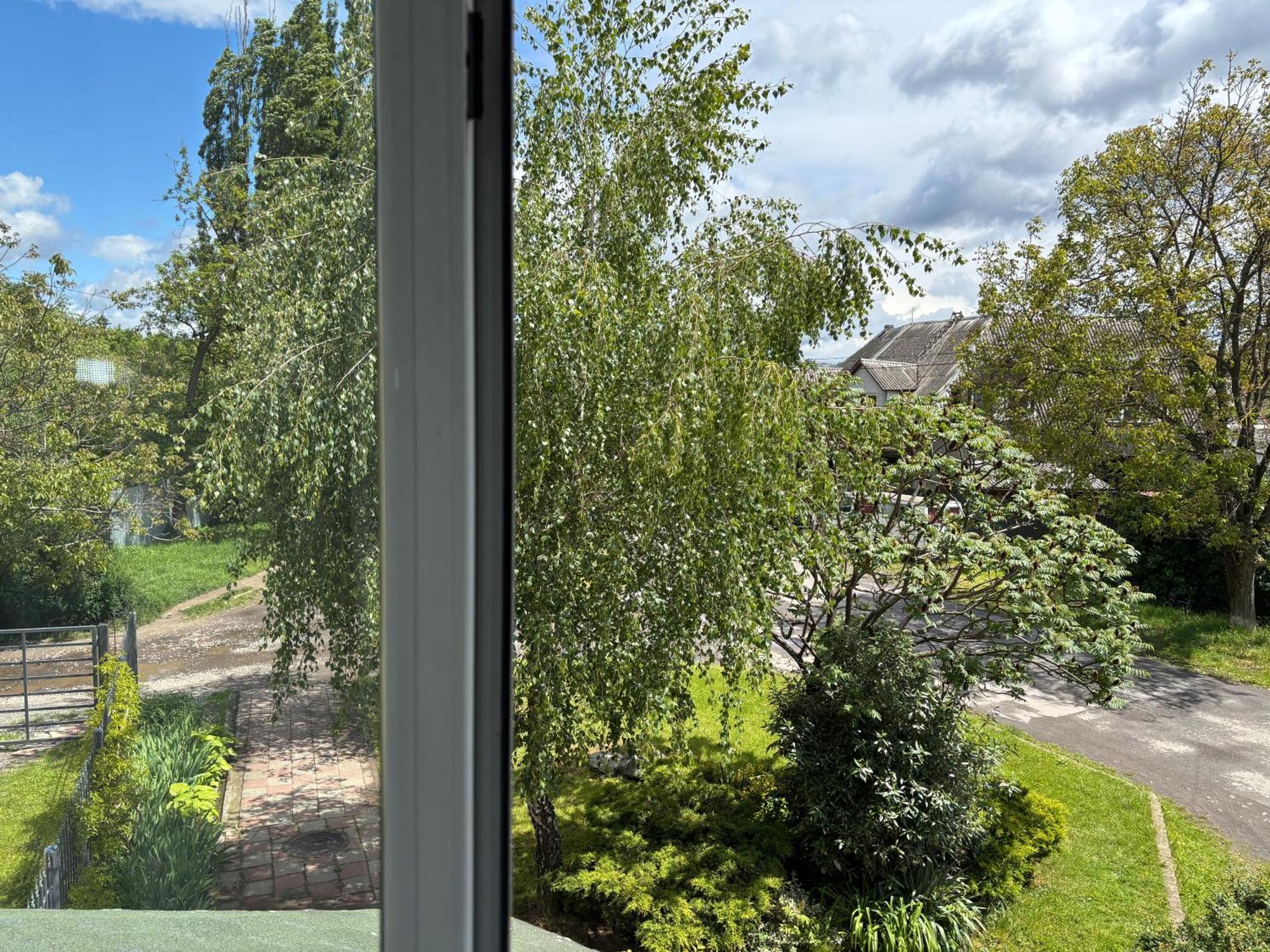 Apartamento Авіа Úzhgorod Exterior foto