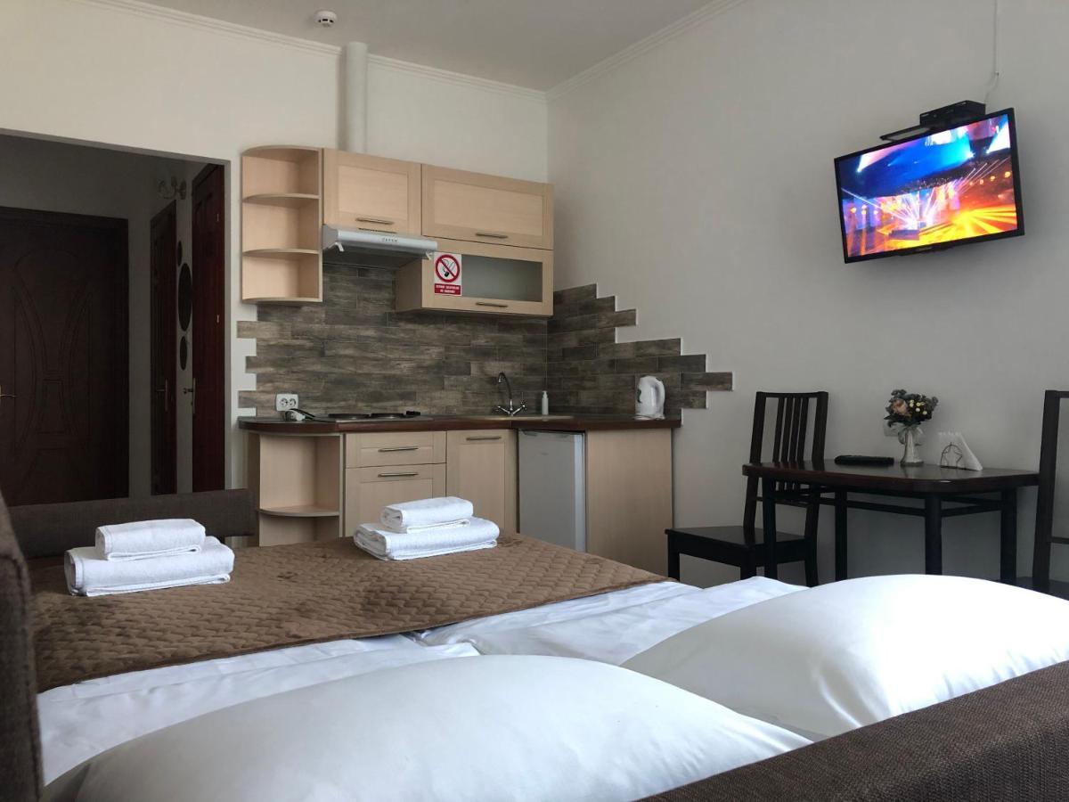 Apartamento Авіа Úzhgorod Exterior foto