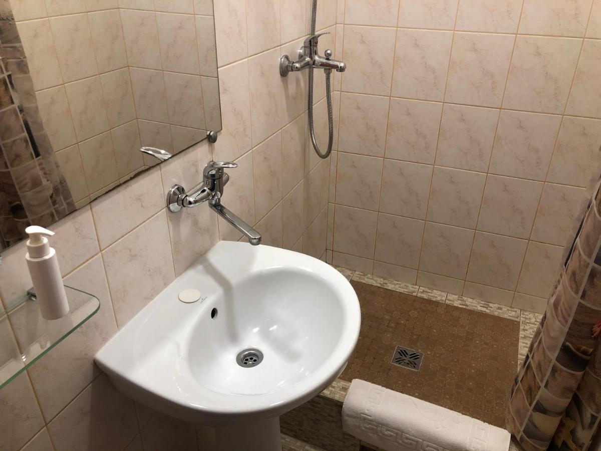 Apartamento Авіа Úzhgorod Exterior foto